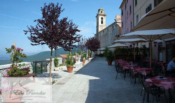 casa indipendente in vendita a Marciana