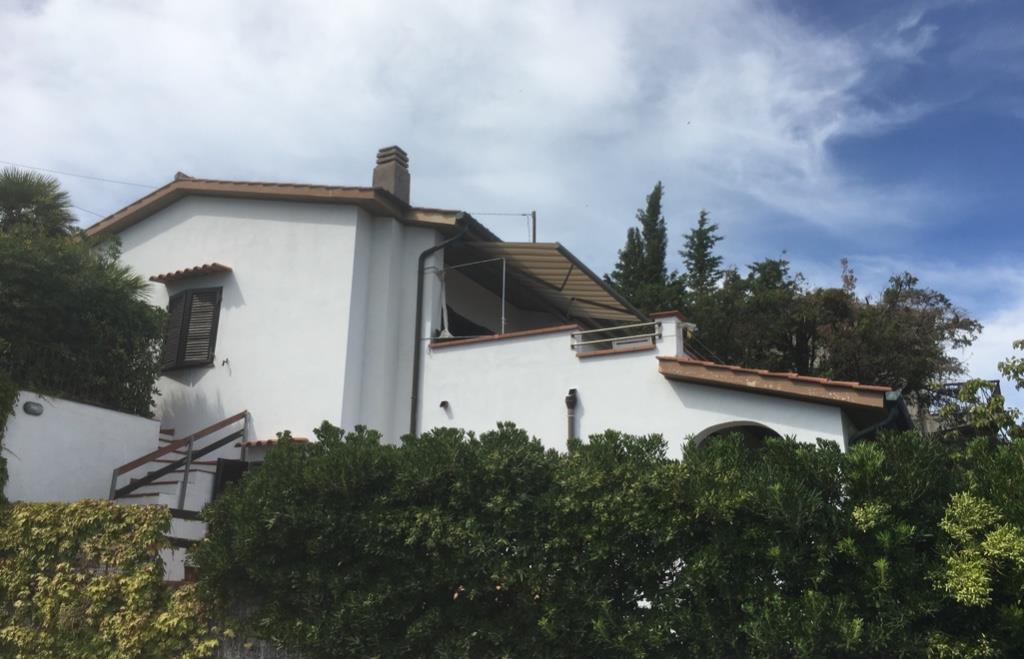 casa indipendente in vendita a Marciana