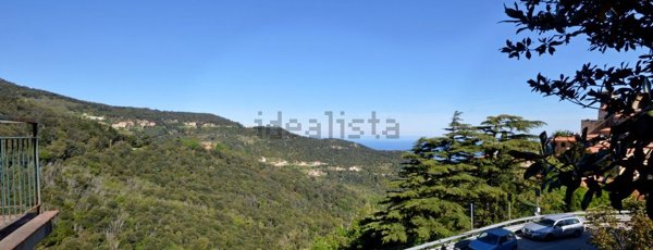 casa indipendente in vendita a Marciana