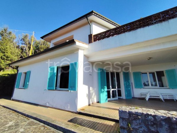 casa indipendente in vendita a Marciana