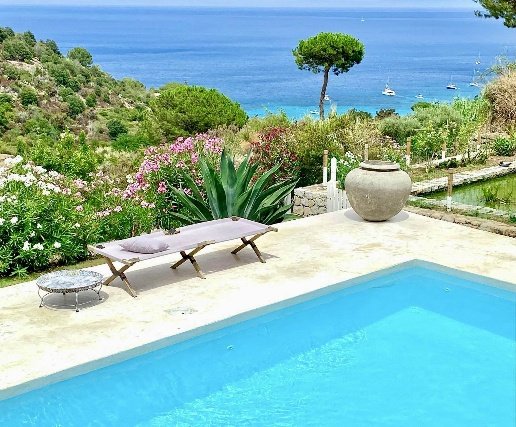 casa indipendente in vendita a Marciana