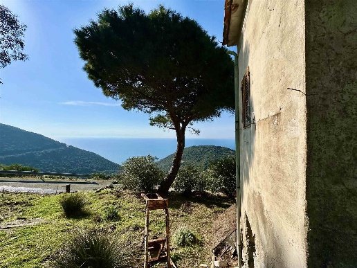 casa indipendente in vendita a Marciana