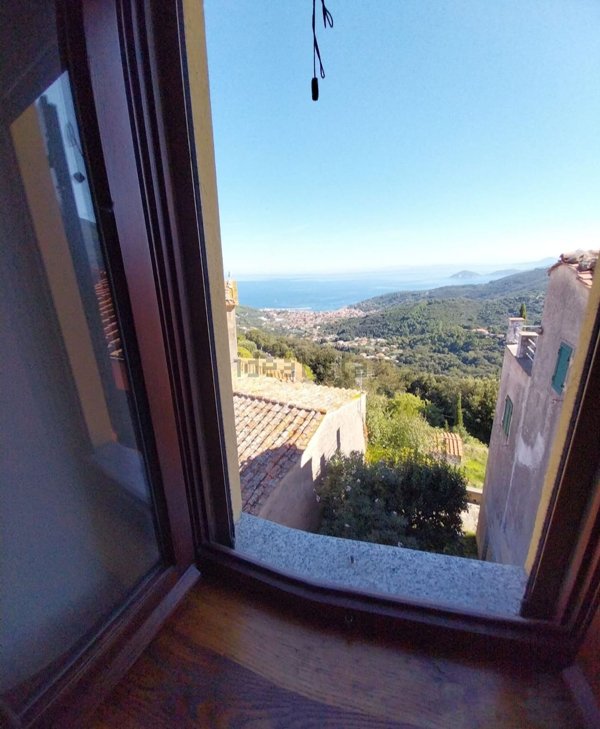 appartamento in vendita a Marciana