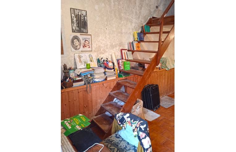 locale di sgombero in vendita a Marciana