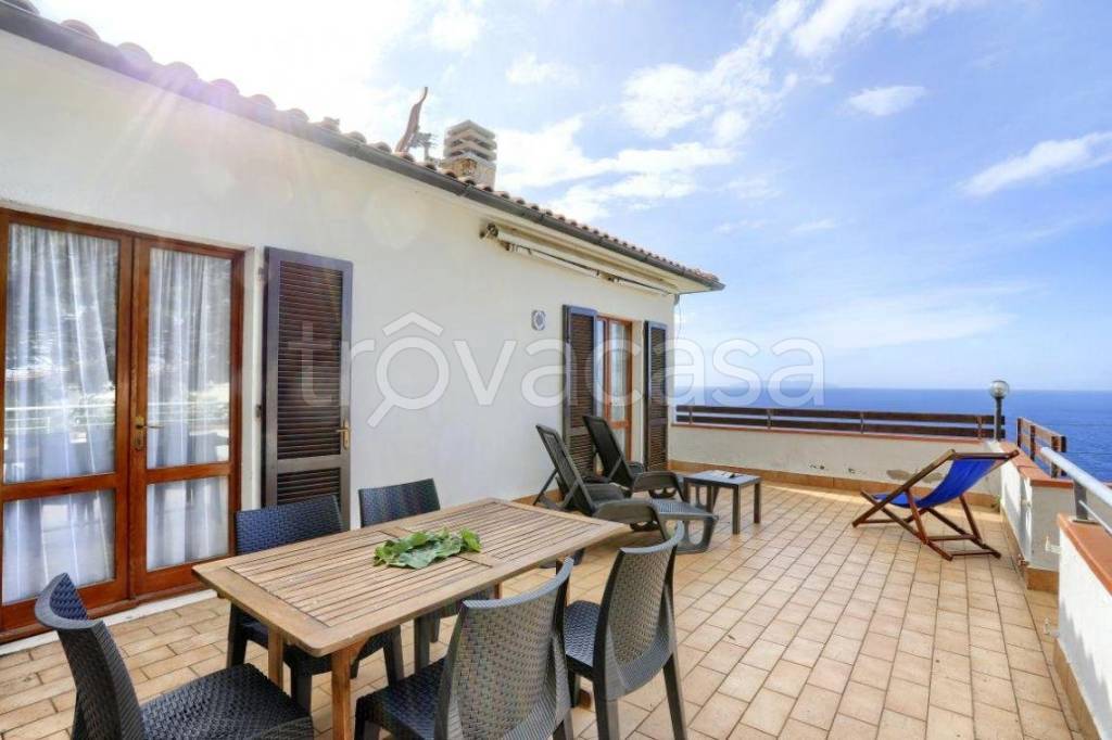 appartamento in vendita a Marciana