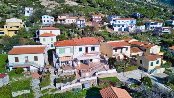appartamento in vendita a Marciana