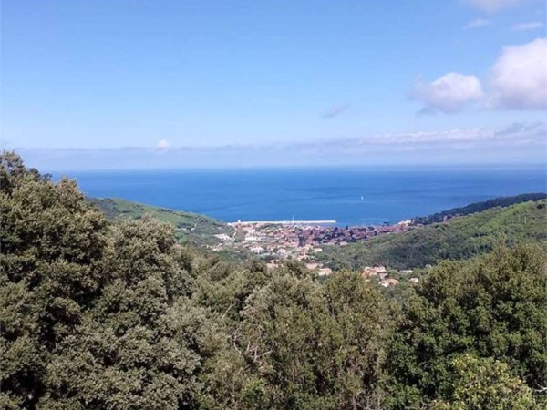 casa indipendente in vendita a Marciana