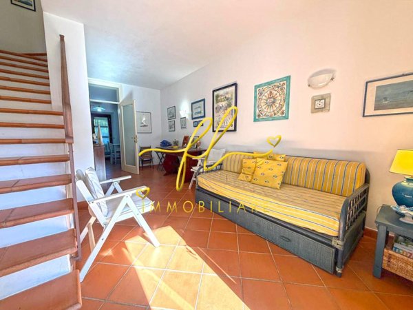 casa indipendente in vendita a Marciana
