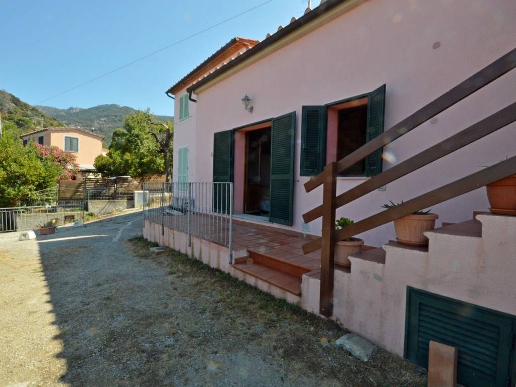 appartamento in vendita a Marciana