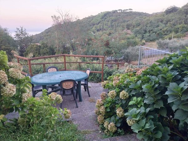 casa indipendente in vendita a Marciana