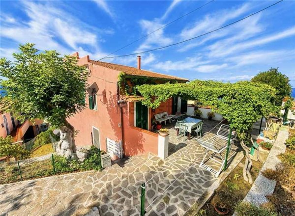 appartamento in vendita a Marciana