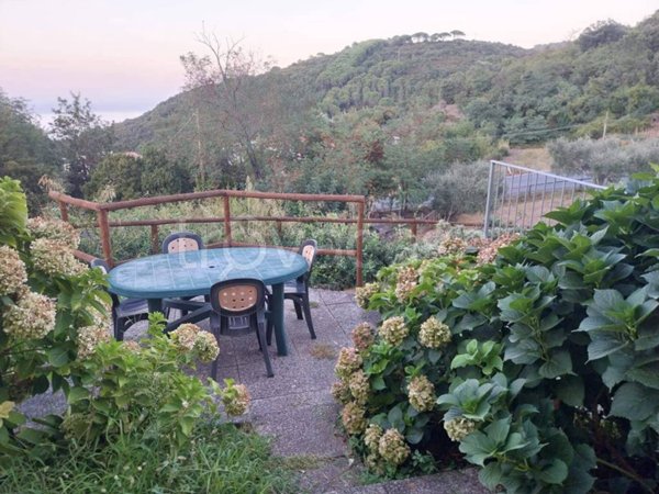 casa indipendente in vendita a Marciana