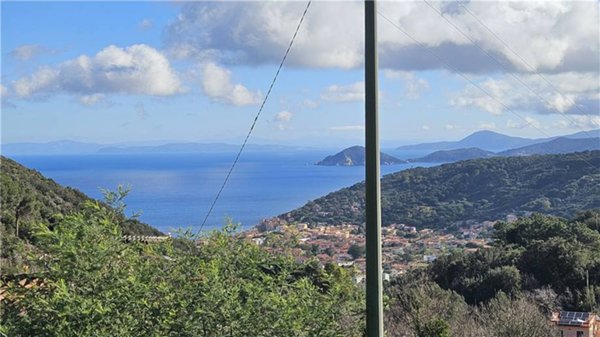casa indipendente in vendita a Marciana