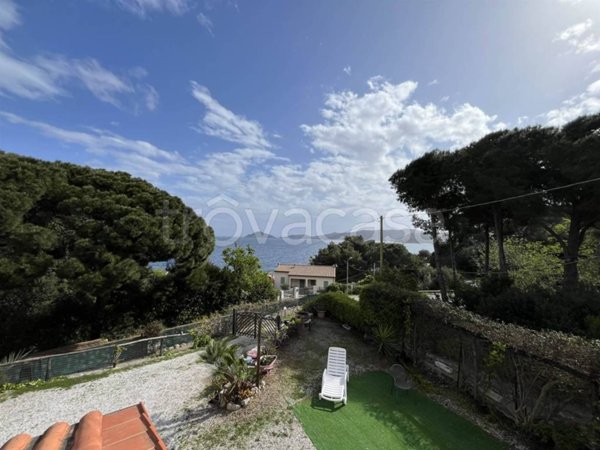casa indipendente in vendita a Marciana Marina