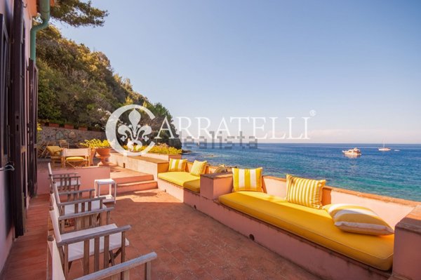 casa indipendente in vendita a Marciana Marina