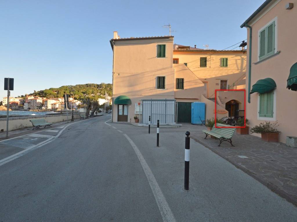negozio in vendita a Marciana Marina