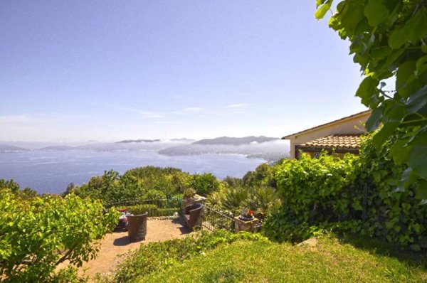 casa indipendente in vendita a Marciana Marina