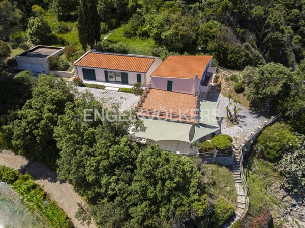 casa indipendente in vendita a Marciana Marina