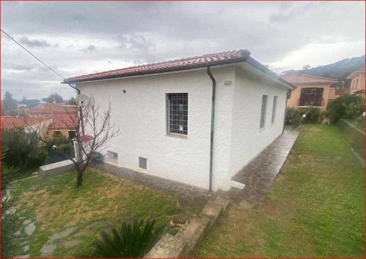 casa indipendente in vendita a Marciana Marina