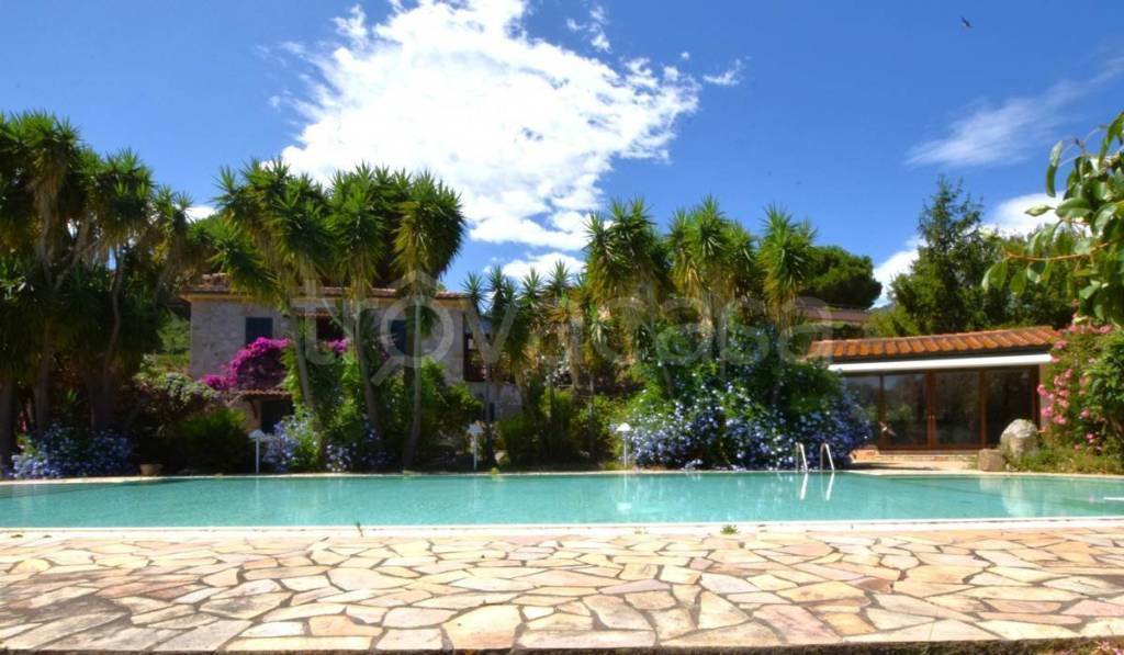 casa indipendente in vendita a Marciana Marina