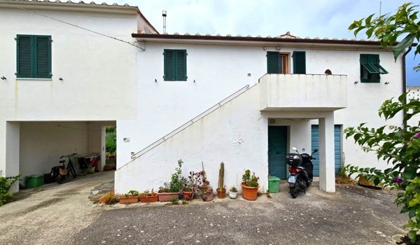 casa indipendente in vendita a Marciana Marina