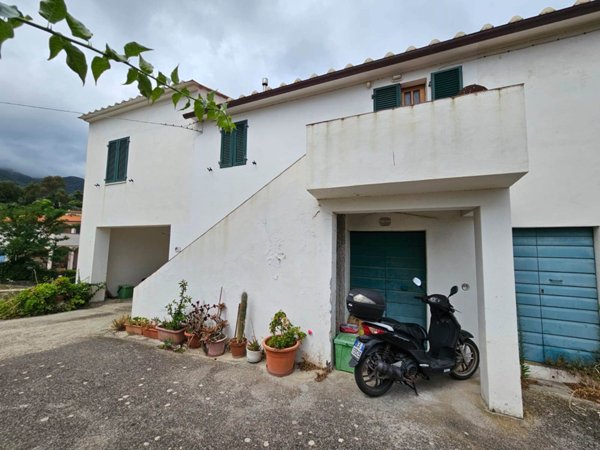 casa indipendente in vendita a Marciana Marina