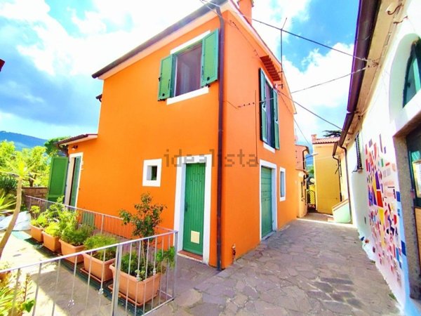 casa indipendente in vendita a Marciana Marina