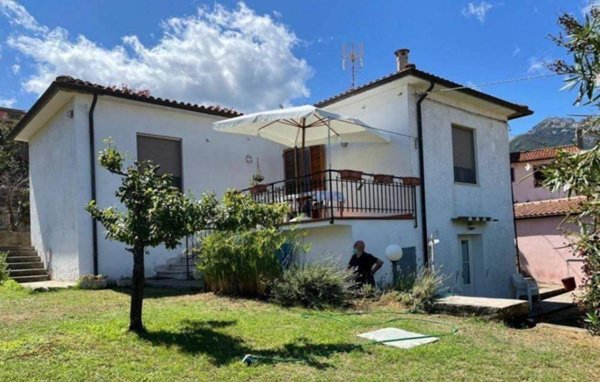 casa indipendente in vendita a Marciana Marina