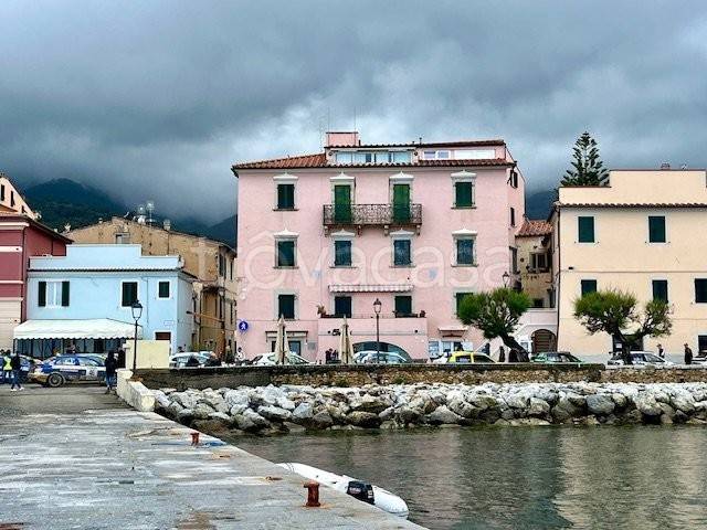 negozio in vendita a Marciana Marina