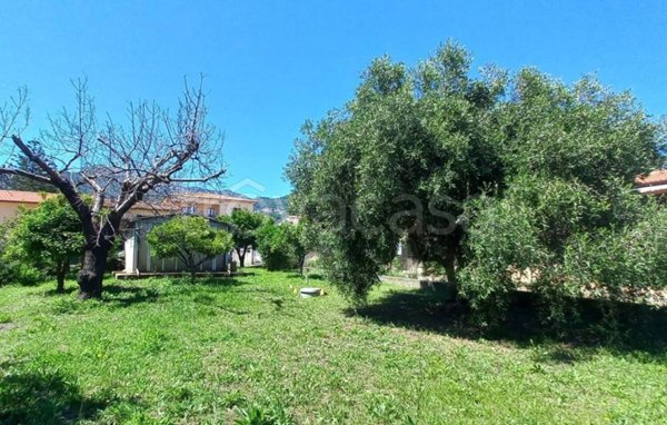 casa indipendente in vendita a Marciana Marina