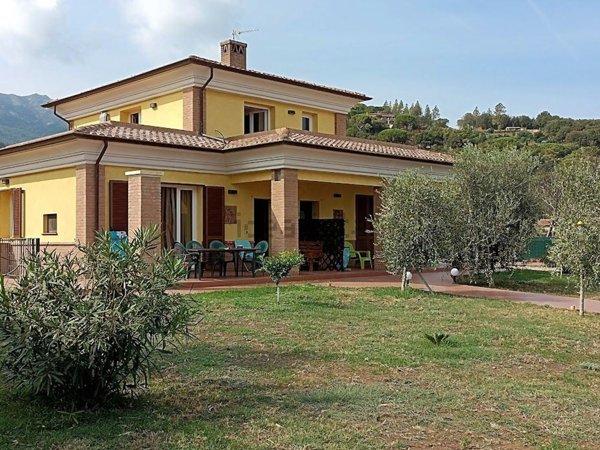 casa indipendente in vendita a Marciana Marina