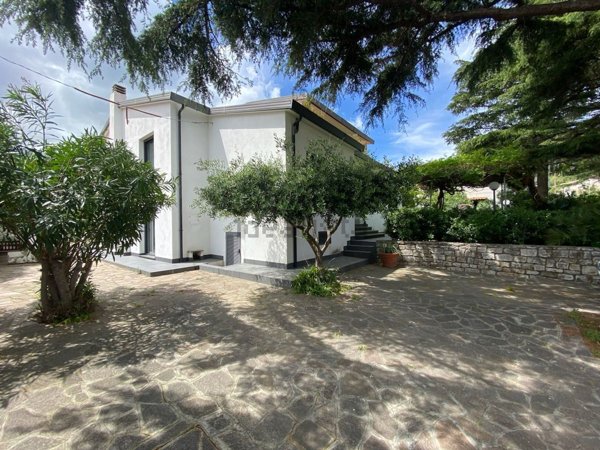 casa indipendente in vendita a Marciana Marina