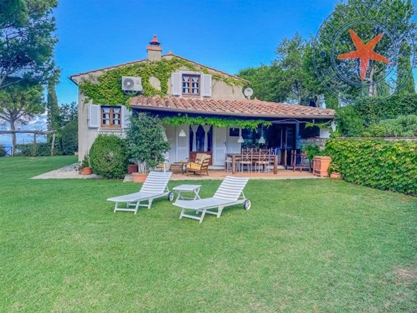 casa indipendente in vendita a Marciana Marina