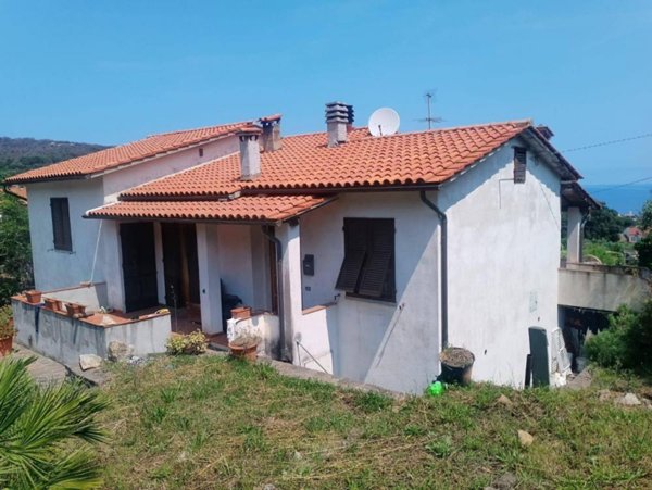 casa indipendente in vendita a Marciana Marina