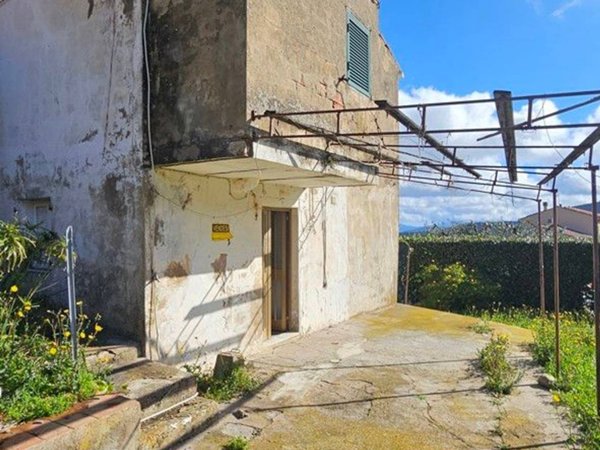 casa indipendente in vendita a Marciana Marina
