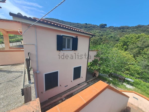 casa indipendente in vendita a Marciana Marina