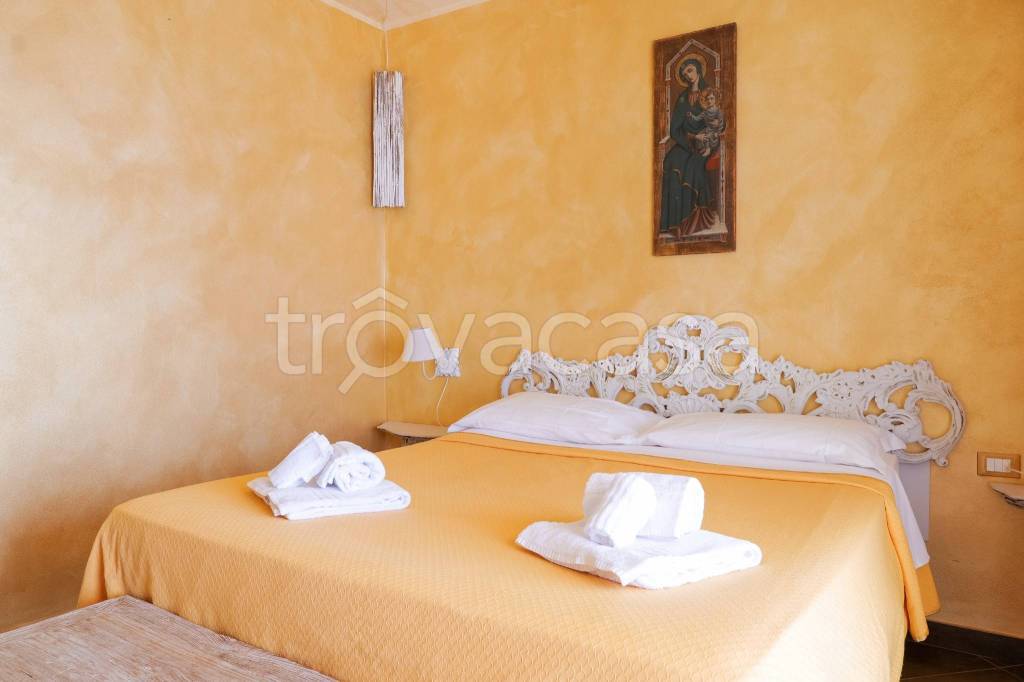 negozio in vendita a Piombino