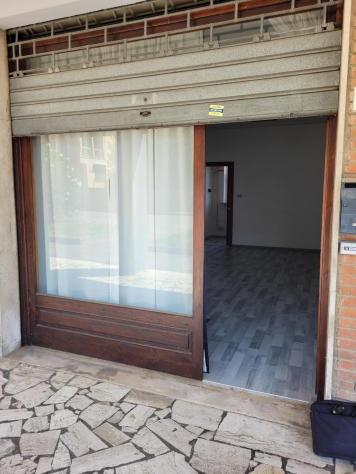 negozio in vendita a Piombino in zona Gagno