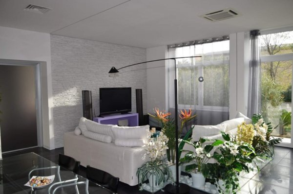 casa indipendente in vendita a Piombino