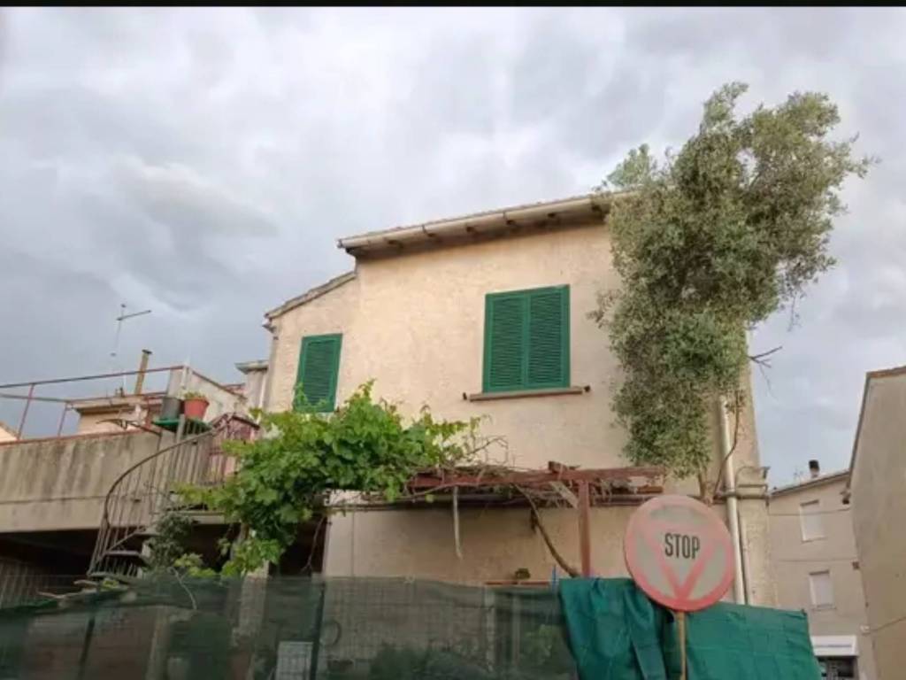 appartamento in vendita a Piombino
