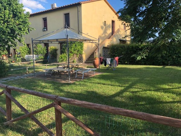 casa indipendente in vendita a Piombino