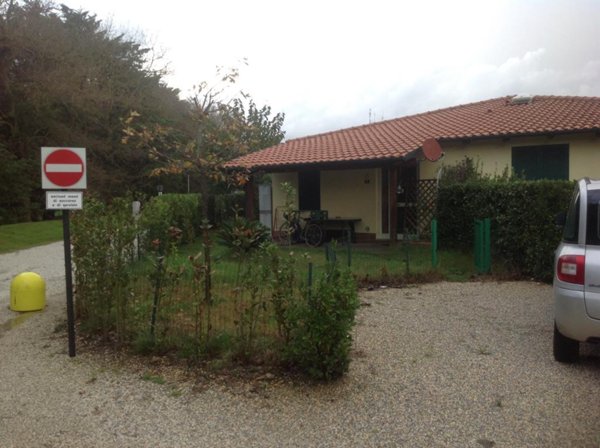 casa indipendente in vendita a Piombino