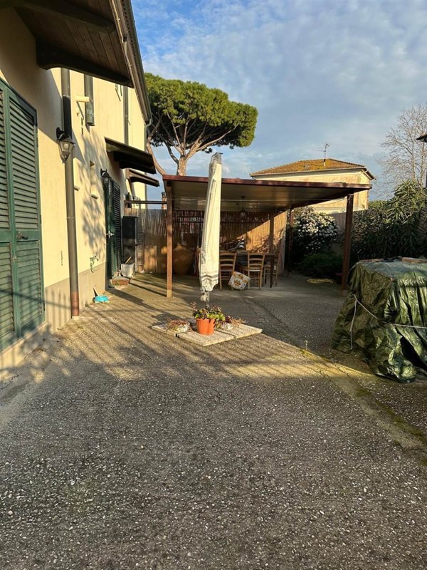 appartamento in vendita a Piombino in zona Baratti