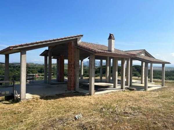 casa indipendente in vendita a Piombino in zona Baratti