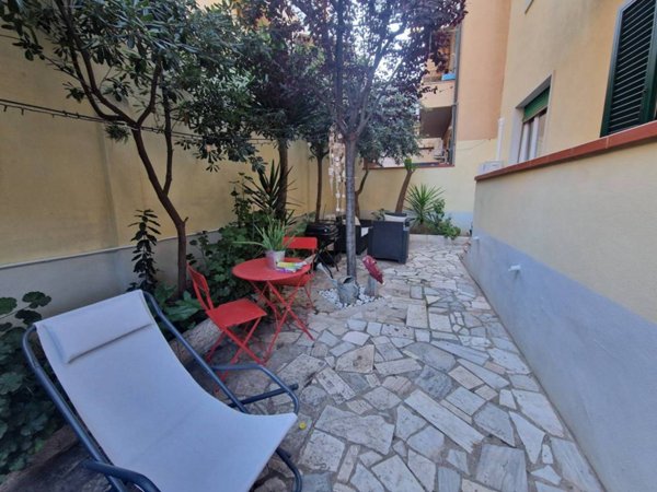 casa indipendente in vendita a Piombino