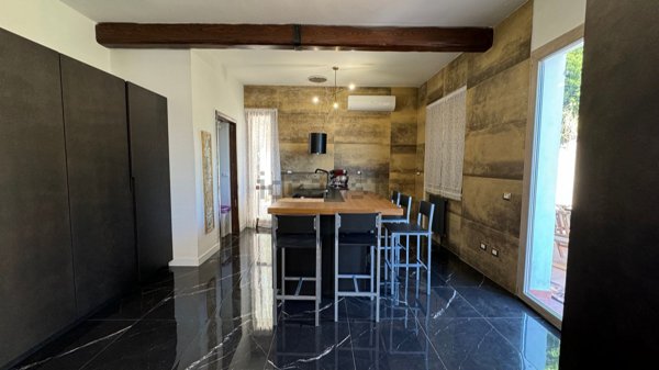 casa indipendente in vendita a Piombino