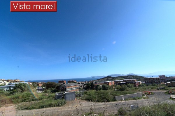 casa indipendente in vendita a Piombino