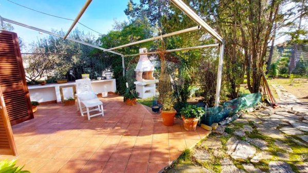 casa indipendente in vendita a Piombino