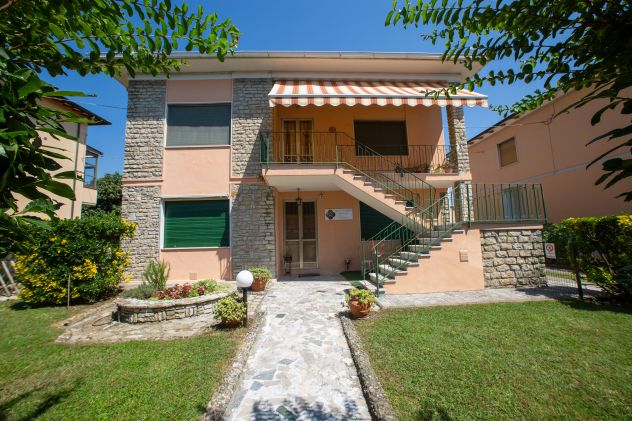 negozio in vendita a Piombino in zona Fiorentina