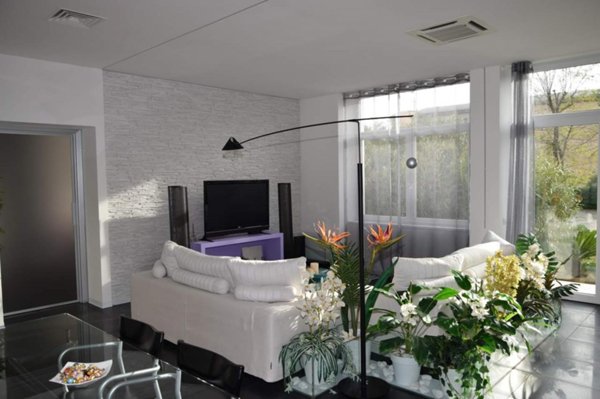 casa indipendente in vendita a Piombino
